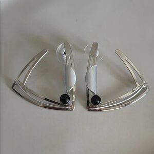 POLY earrings 